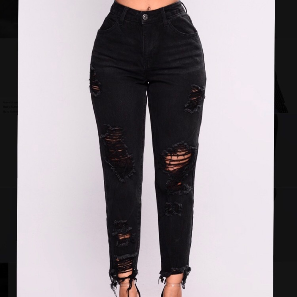 Size 7 distressed boyfriend jeans